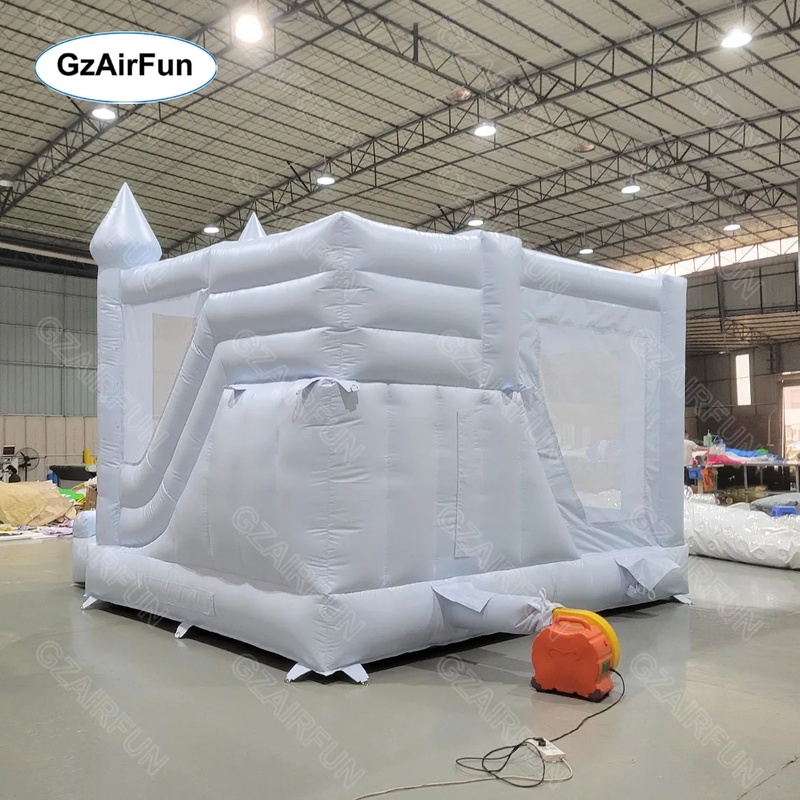 Biały dmuchany zamek do zabawy – Kids Outdoor House With Slide recenzja i cena